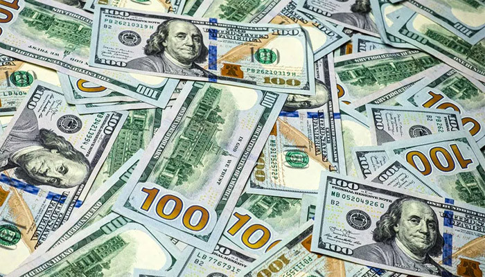 সেপ্টেম্বরে প্রবাসীরা পাঠালেন ৫০ বছরের তৃতীয় সর্বোচ্চ রেমিট্যান্স