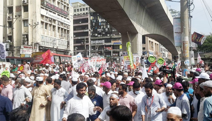 আটকে দিল পুলিশ জামায়াতসহ ৮ দলের মিছিল