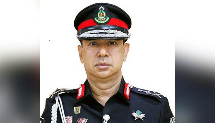 স্ত্রী-কন্যাসহ র‍্যাবের সাবেক ডিজি হারুনের দেশত্যাগে নিষেধাজ্ঞা