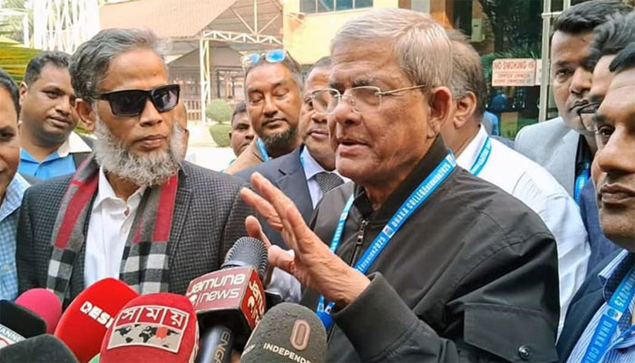 নির্বাচনের দিনই গণভোট, সাফ জানালেন মির্জা ফখরুল