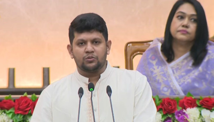 বিটিভি যেন কোনো রাজনৈতিক শক্তির স্বার্থের হাতিয়ার না হয়ে ওঠে: মাহফুজ আলম