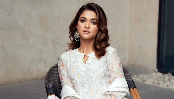 আমার বয়স বেশি না, তবু কেন এমন হয়: সাদিয়া আয়মান