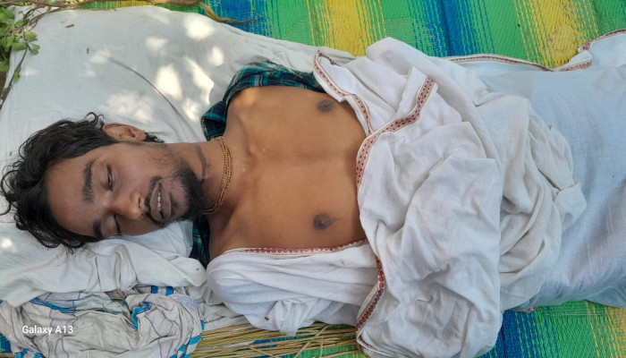 জয়পুরহাটের আক্কেলপুরে নিজ  শয়নকক্ষ থেকে  যুবকের মরদেহ উদ্ধার.