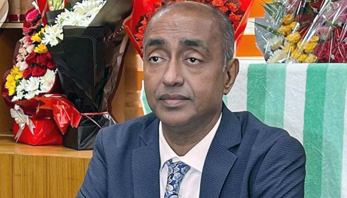 আকাশে যত তারা, আইনে তত ধারা: অ্যাটর্নি জেনারেল