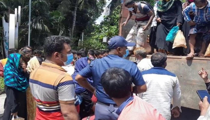 এক ট্রাকে ৫৯ জন, বিধিনিষেধ উপেক্ষা করে চট্টগ্রাম যাচ্ছিলেন তারা