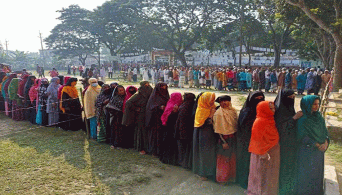 কিশোরগঞ্জে ২৯ ইউপিতে ভোটগ্রহণ চলছে