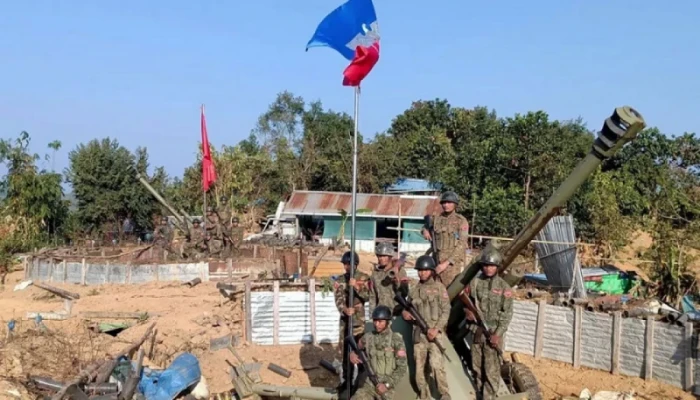 রাখাইনে গুরুত্বপূর্ণ সেনা দপ্তর দখল করল আরাকান আর্মি