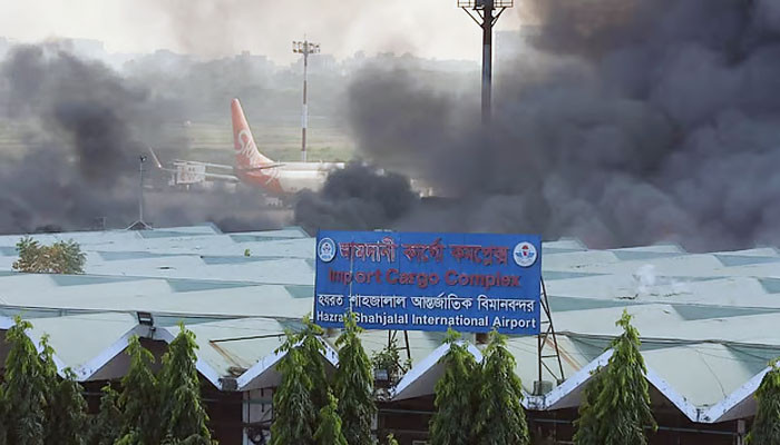 শাহজালাল বিমানবন্দর ভিলেজে সিলগালা ‘স্ট্রংরুম’–এর তালা ভাঙা, অস্ত্র চুরির শঙ্কা