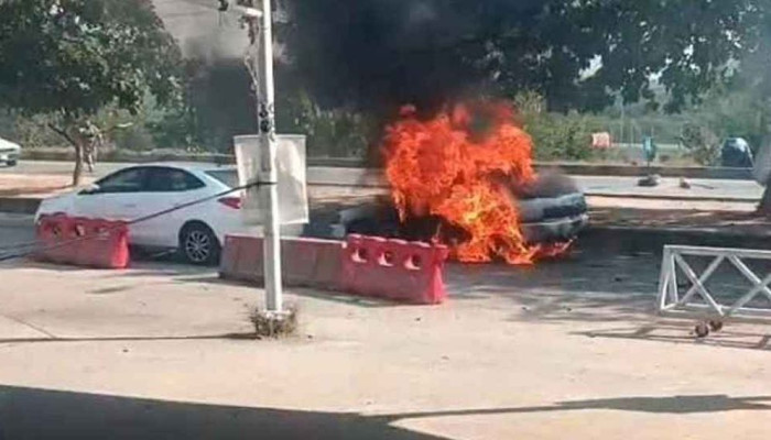 ইসলামাবাদে আদালতের বাইরে আত্মঘাতী বোমা হামলায় নিহত ১২