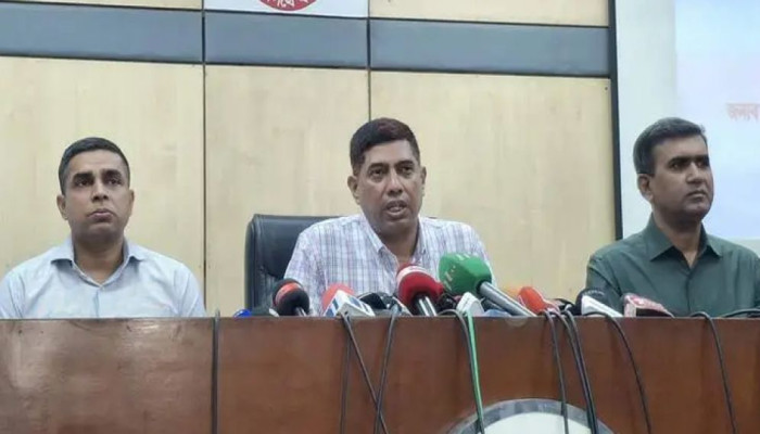 লকডাউন নিয়ে আতঙ্কের কিছু নেই: ডিবিপ্রধান