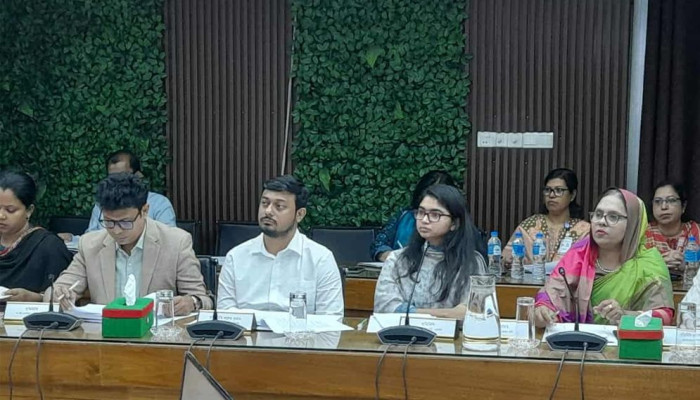 বিএনপি প্রার্থীরা তারেক রহমানের ছবি ব্যবহার করলে কী করবে ইসি