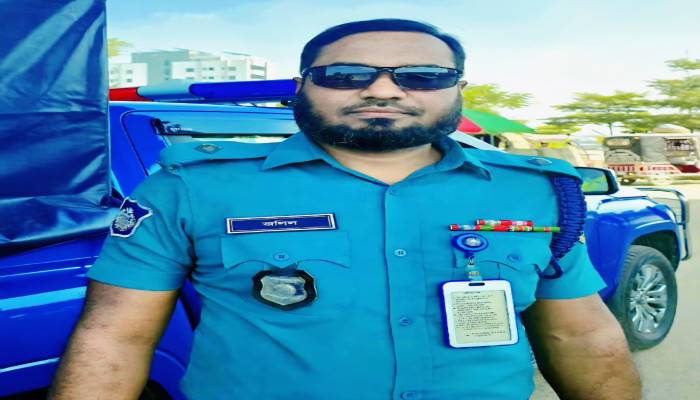 মোটা অংকের টাকা দাবিতে টিআই জলিলের বিরুদ্ধে ভিত্তিহীন অভিযোগ  ঢাকার ট্রাফিক বিভাগের কর্মকর্তা সামাজিক ও পেশাগত সুনাম ক্ষুণ্ণের শিকার