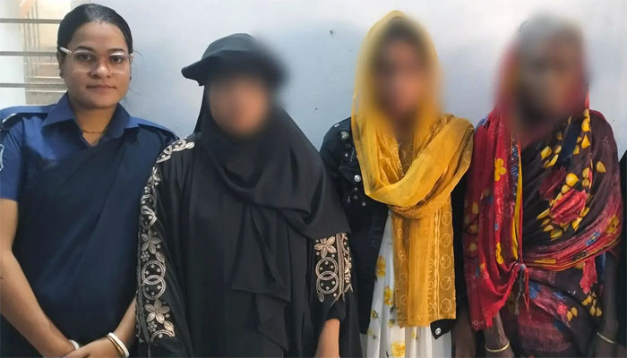 ‘হানি ট্র্যাপে’ ফেলে চিকিৎসকের আপত্তিকর ভিডিও, নারীসহ গ্রেপ্তার ৪